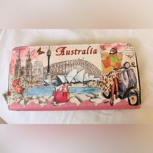 New women’s long zip wallet … bought in Australia